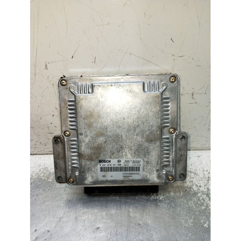 Recambio de centralita motor uce para volvo v40 station wagon (645) 1.9 di referencia OEM IAM 0281010441 H0M8200065996 28SA5006 