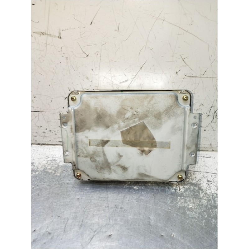 Recambio de centralita motor uce para toyota corolla (_e12_) 1.6 vvt-i (zze121_) referencia OEM IAM 8966202750 MB1752008262 2002