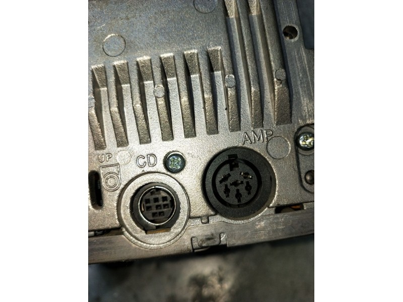 Recambio de sistema audio / radio cd para volvo v40 station wagon (645) 1.9 di referencia OEM IAM 35337751 V00700Y8229164G 2000