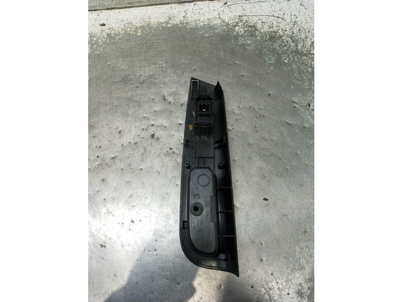 Recambio de mando elevalunas delantero derecho para toyota corolla (_e12_) 1.6 vvt-i (zze121_) referencia OEM IAM 54035108 84801