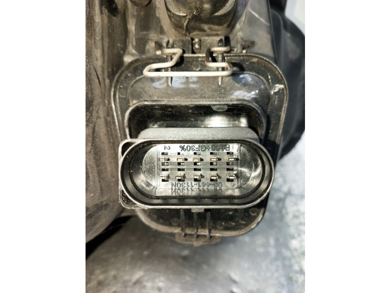 Recambio de faro izquierdo para volkswagen golf iv (1j1) 1.9 tdi referencia OEM IAM   