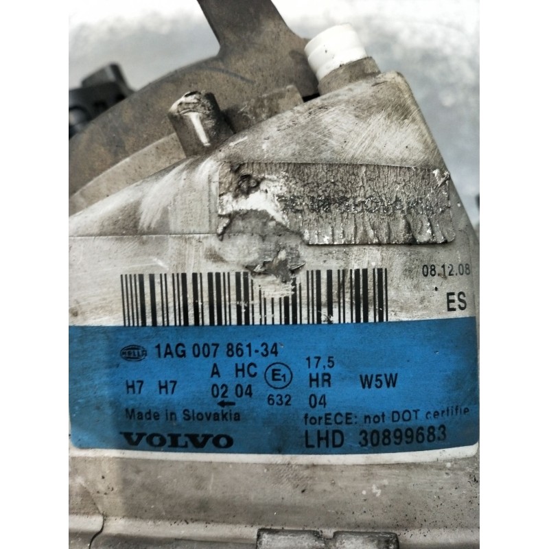 Recambio de faro derecho para volvo v40 station wagon (645) 1.9 di referencia OEM IAM 1AG00786134 30899683 2000