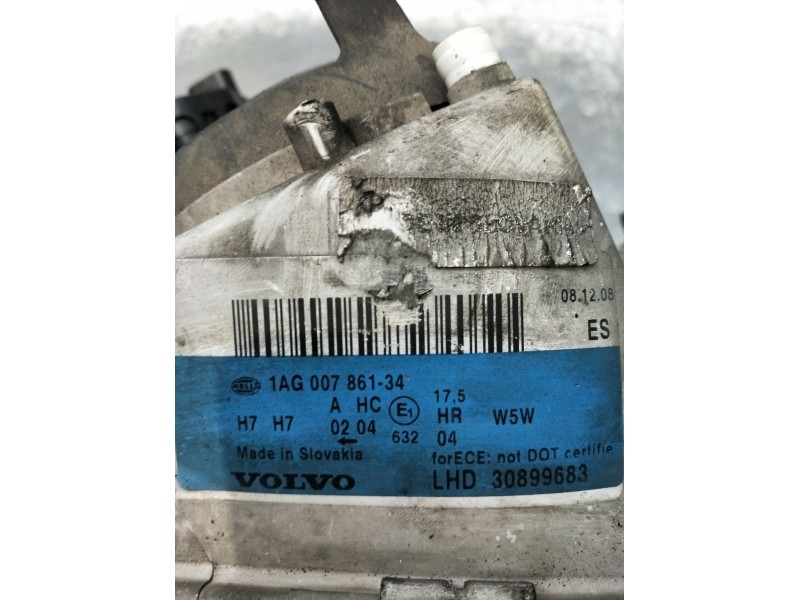 Recambio de faro derecho para volvo v40 station wagon (645) 1.9 di referencia OEM IAM 1AG00786134 30899683 2000