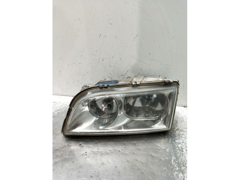 Recambio de faro izquierdo para volvo v40 station wagon (645) 1.9 di referencia OEM IAM 1AG00786133 30899682 2000