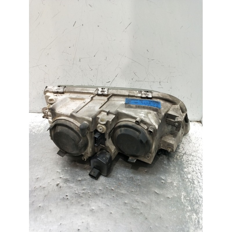 Recambio de faro izquierdo para volvo v40 station wagon (645) 1.9 di referencia OEM IAM 1AG00786133 30899682 2000