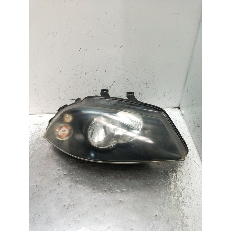 Recambio de faro derecho para seat cordoba (6l2) 1.9 sdi referencia OEM IAM 6L1941022A 89306240 