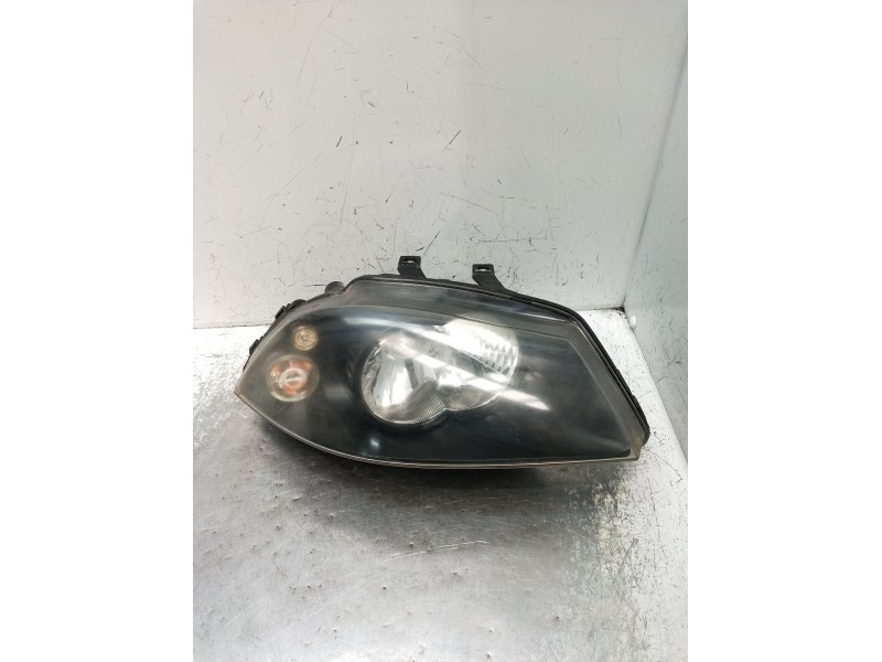 Recambio de faro derecho para seat cordoba (6l2) 1.9 sdi referencia OEM IAM 6L1941022A 89306240 