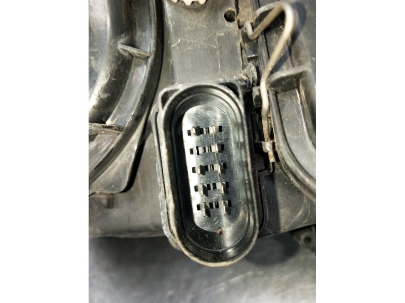 Recambio de faro derecho para seat cordoba (6l2) 1.9 sdi referencia OEM IAM 6L1941022A 89306240 