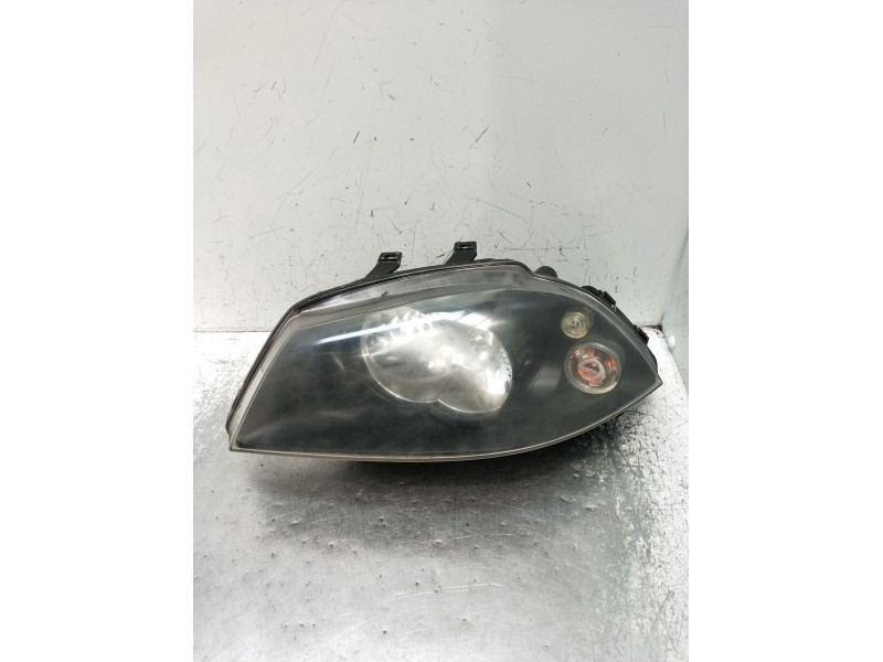 Recambio de faro izquierdo para seat cordoba (6l2) 1.9 sdi referencia OEM IAM 6L1941021A 89306230 