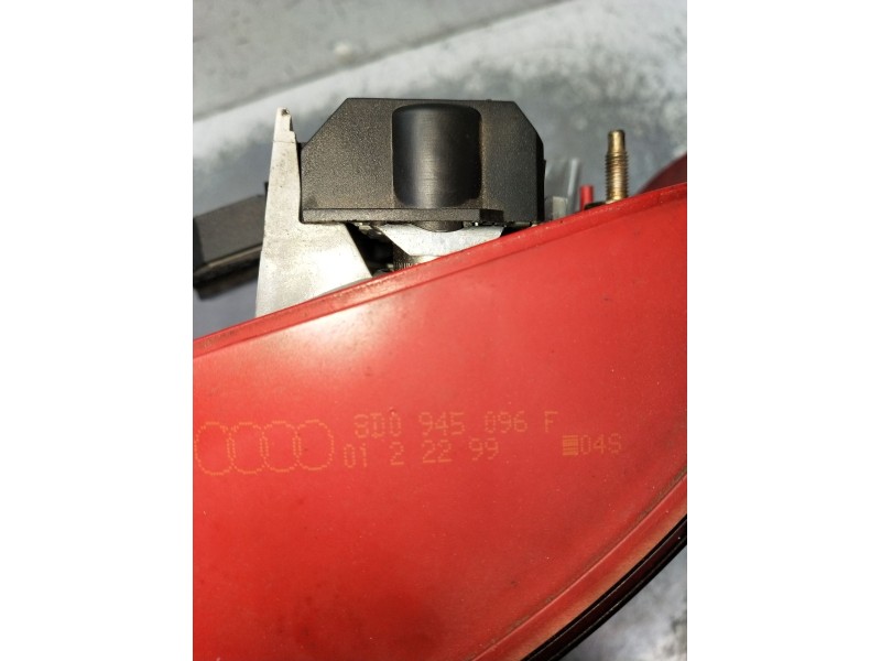 Recambio de piloto trasero derecho para audi a4 b5 (8d2) 2.5 tdi quattro referencia OEM IAM 8D0945096F  