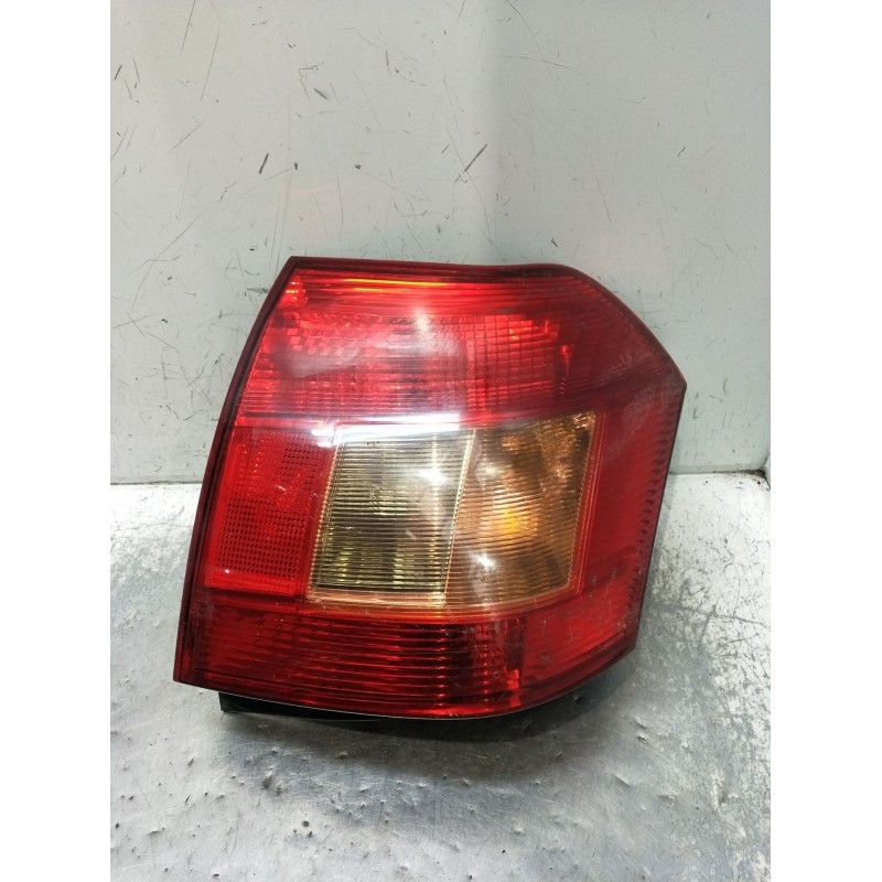 Recambio de piloto trasero derecho para toyota corolla (_e12_) 1.6 vvt-i (zze121_) referencia OEM IAM   2002