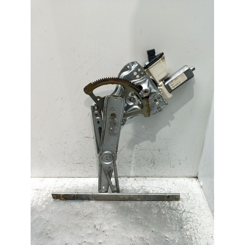 Recambio de elevalunas delantero izquierdo para toyota corolla (_e12_) 1.6 vvt-i (zze121_) referencia OEM IAM 9682002130 3P 2002