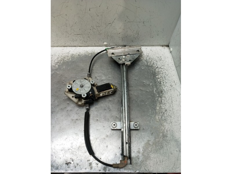 Recambio de elevalunas delantero izquierdo para volvo v40 station wagon (645) 1.9 di referencia OEM IAM  5P 2000