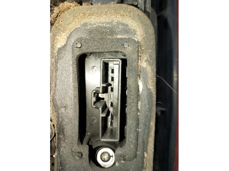 Recambio de piloto trasero izquierdo para ford c-max (dm2) 1.6 tdci referencia OEM IAM   2007