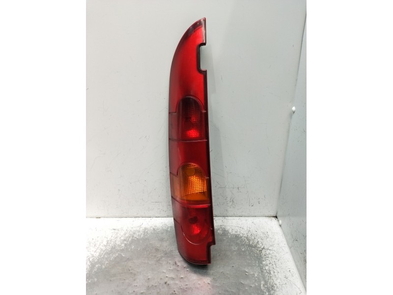 Recambio de piloto trasero izquierdo para renault kangoo (kc0/1_) 1.5 dci (kc07) referencia OEM IAM   