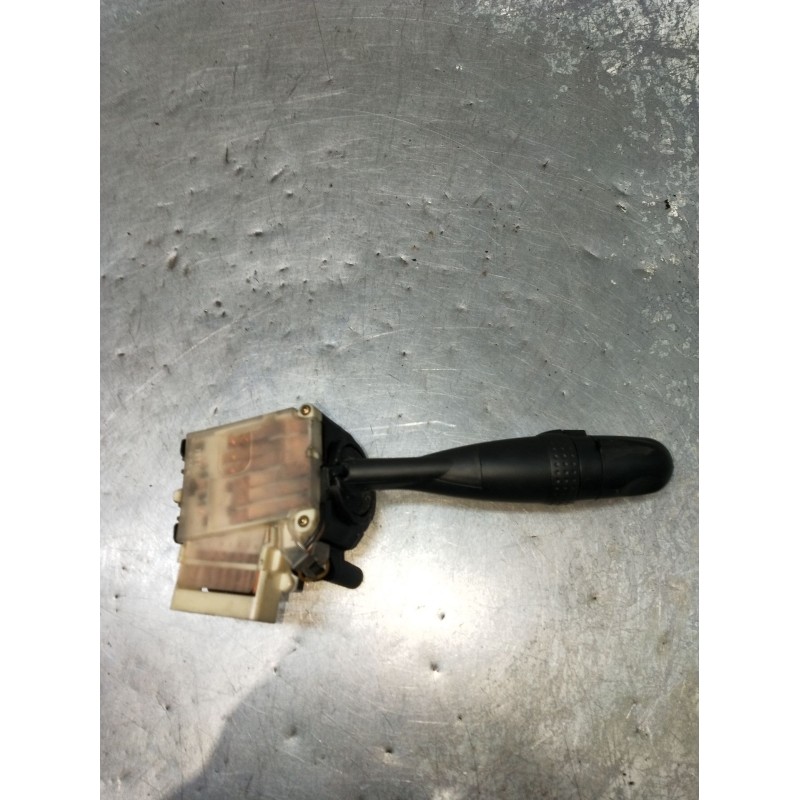 Recambio de mando luces para toyota corolla (_e12_) 1.6 vvt-i (zze121_) referencia OEM IAM   2002