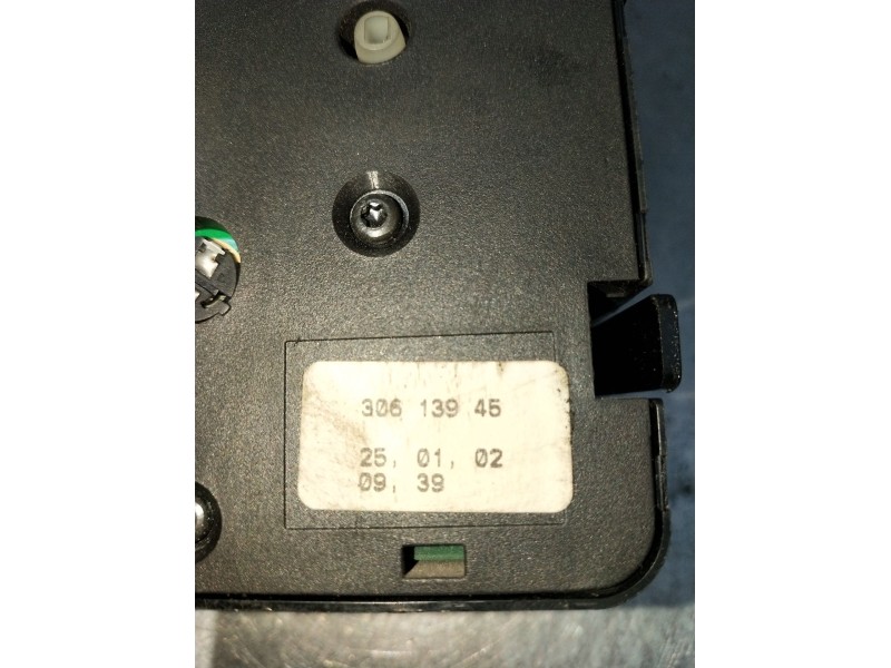 Recambio de mando luces para volvo v40 station wagon (645) 1.9 di referencia OEM IAM 30613945 2501020939 2000