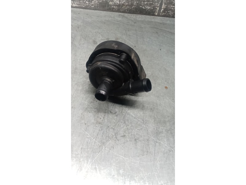 Recambio de bomba agua para jeep renegade referencia OEM IAM 52115760  21