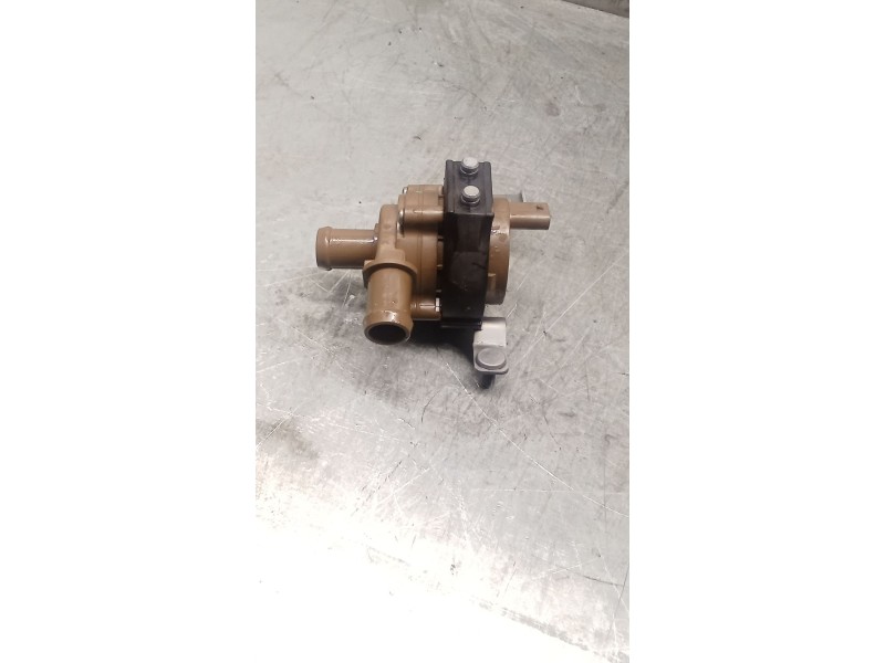 Recambio de bomba agua para jeep renegade referencia OEM IAM 00521365860  21
