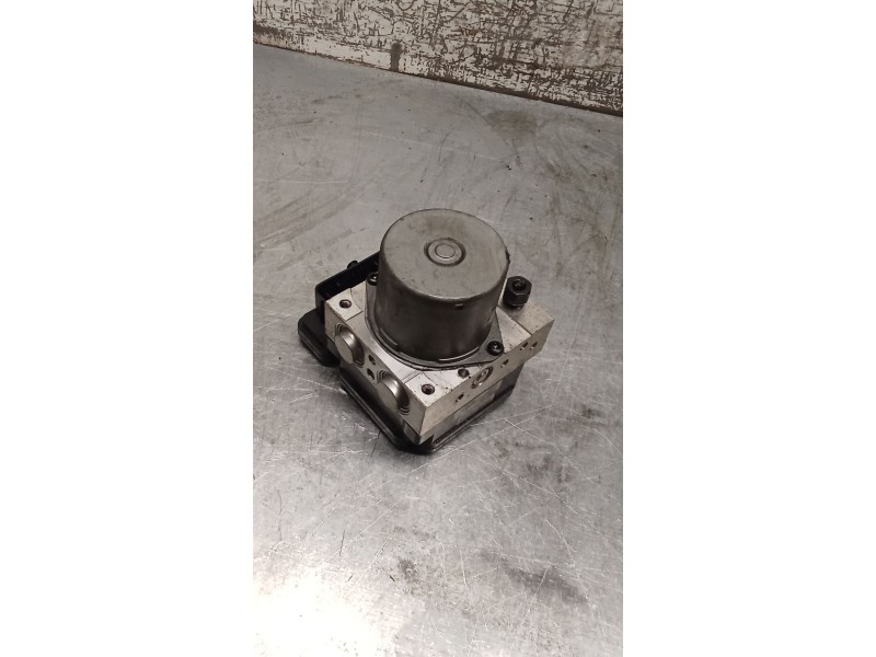 Recambio de abs para hyundai i20 ii (gb, ib) 1.2 referencia OEM IAM C858930550 C858920550 58920C8250 58900C8250