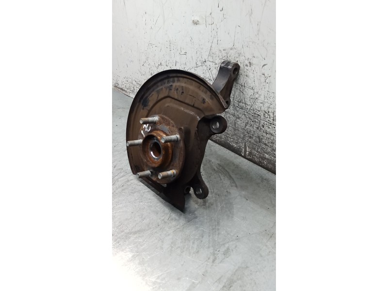 Recambio de mangueta delantera izquierda para nissan juke (f15) 1.6 dig-t referencia OEM IAM   10