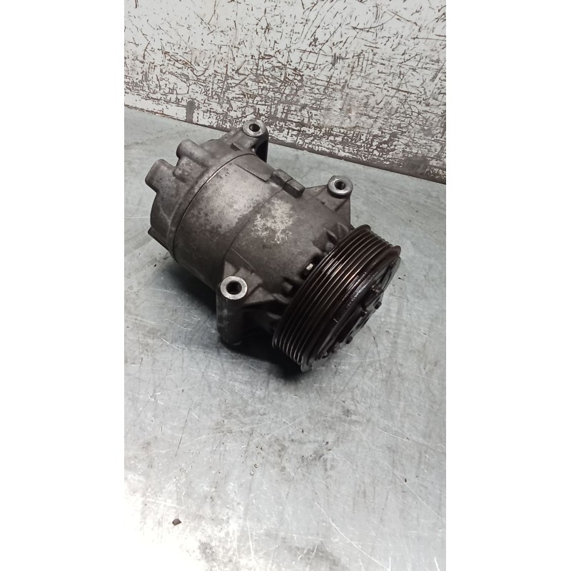 Recambio de compresor aire acondicionado para renault grand scénic ii (jm0/1_) 1.9 dci (jm14) referencia OEM IAM   06