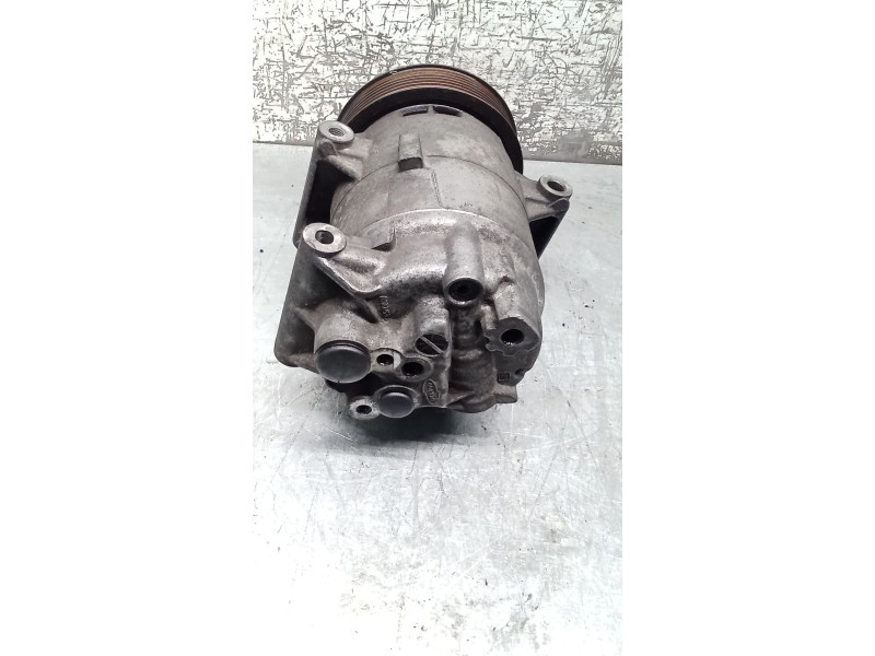 Recambio de compresor aire acondicionado para renault grand scénic ii (jm0/1_) 1.9 dci (jm14) referencia OEM IAM   06