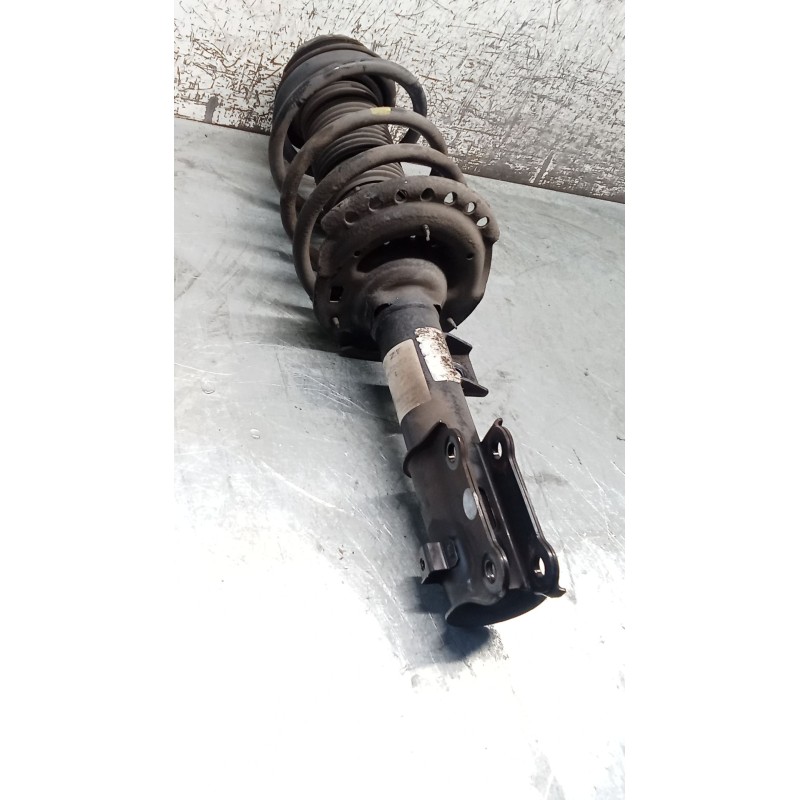 Recambio de amortiguador delantero izquierdo para hyundai i20 ii (gb, ib) 1.2 referencia OEM IAM   14