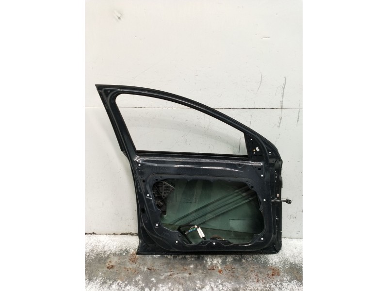 Recambio de puerta delantera izquierda para volvo xc60 kinetic awd referencia OEM IAM  5P 2008