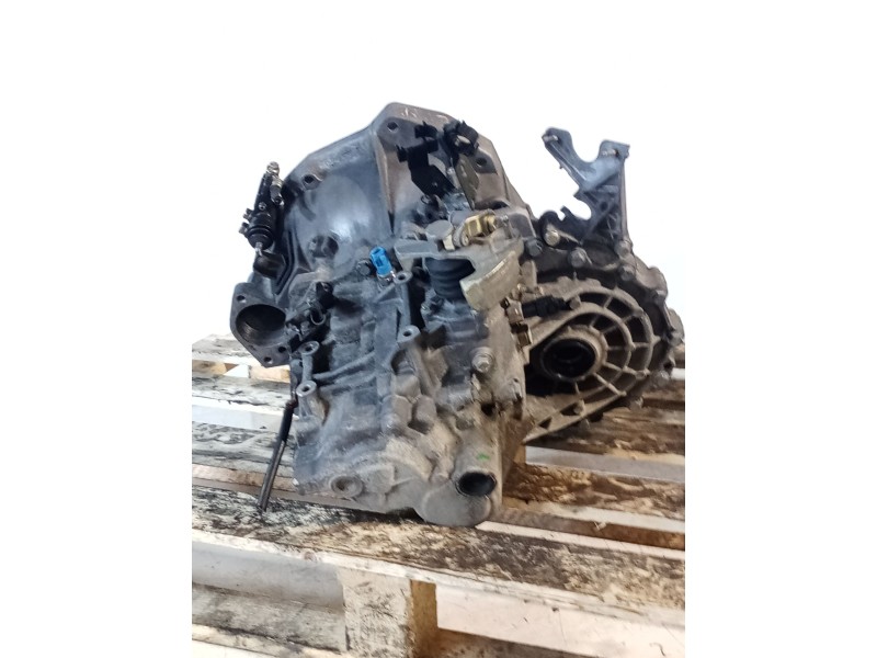 Recambio de caja cambios para nissan almera ii hatchback (n16) 2.2 dci referencia OEM IAM  5V 