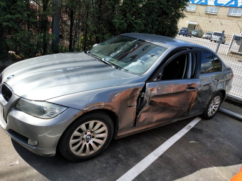 bmw serie 3 berlina (e90) del año 2009