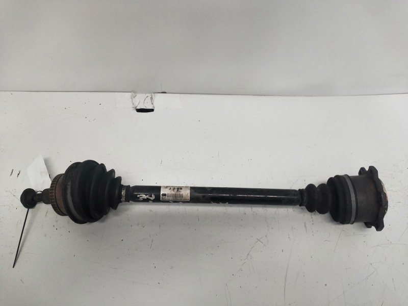 Recambio de transmision delantera derecha para audi a4 avant (b5) 2.5 tdi referencia OEM IAM J2BB  
