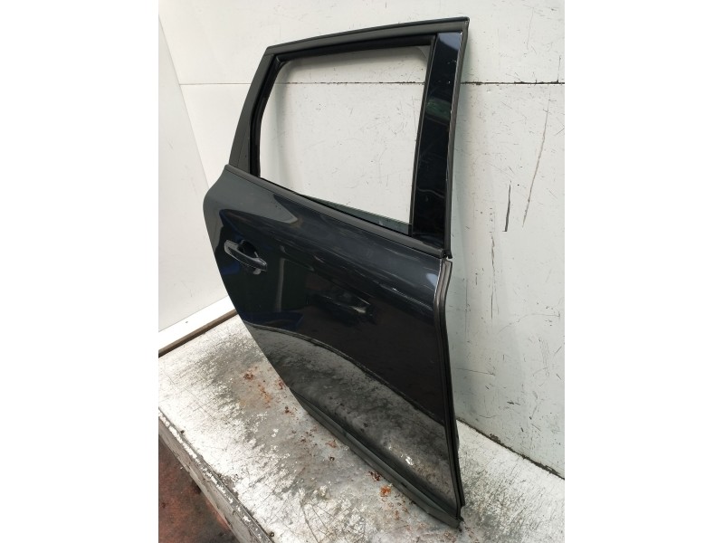 Recambio de puerta trasera derecha para volvo xc60 kinetic awd referencia OEM IAM  5P 2008