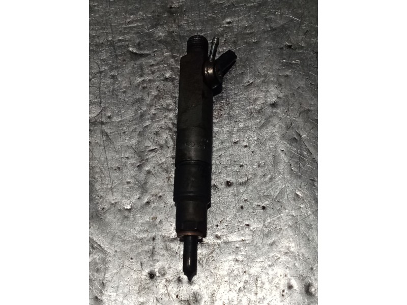 Recambio de inyector para audi a6 c4 (4a2) 2.5 tdi referencia OEM IAM 046130201F  BOSCH