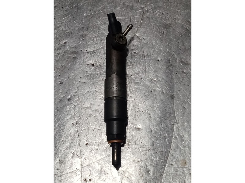 Recambio de inyector para audi a6 c4 (4a2) 2.5 tdi referencia OEM IAM 046130201F  BOSCH