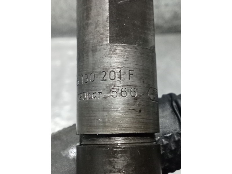 Recambio de inyector para audi a6 c4 (4a2) 2.5 tdi referencia OEM IAM 046130201F  BOSCH