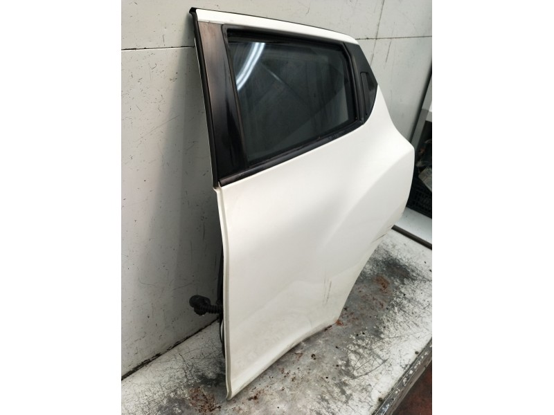 Recambio de puerta trasera izquierda para nissan juke (f15) 1.6 dig-t referencia OEM IAM  5P 2010