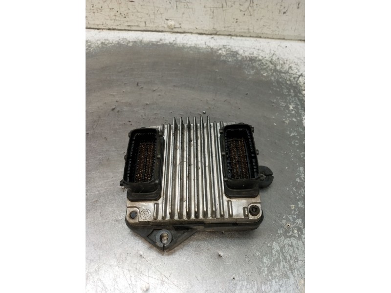 Recambio de centralita motor uce para daewoo kalos (klas) 1.4 referencia OEM IAM M03CD0XAAS2282  2002