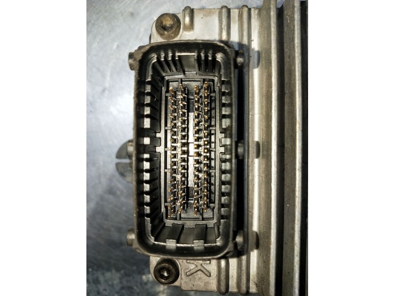 Recambio de centralita motor uce para daewoo kalos (klas) 1.4 referencia OEM IAM M03CD0XAAS2282  2002