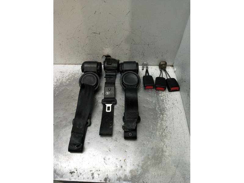 Recambio de juego cinturones trasero para audi a6 c4 (4a2) 2.5 tdi referencia OEM IAM  4P 1994