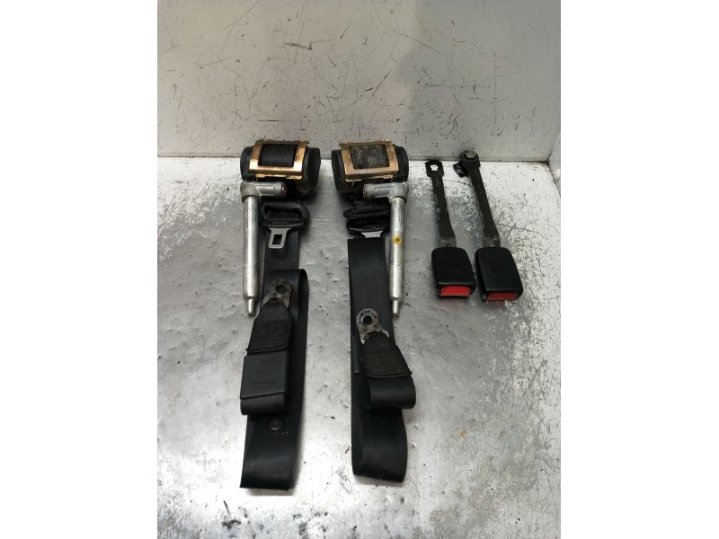 Recambio de juego cinturones delantero para audi a6 c4 (4a2) 2.5 tdi referencia OEM IAM  4P 1994