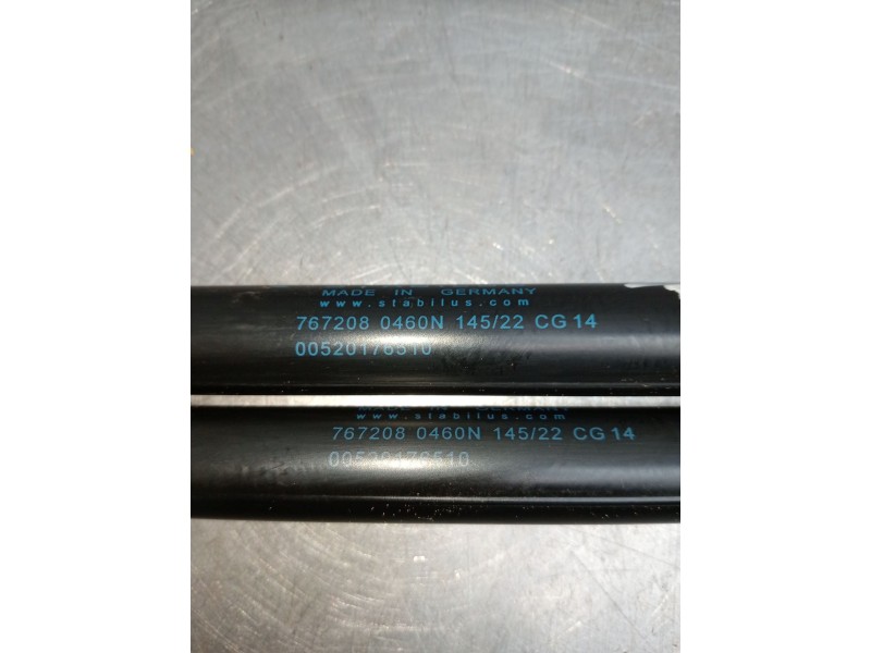 Recambio de amortiguadores maletero / porton para jeep renegade referencia OEM IAM 767208 00520176510 0460N 2021