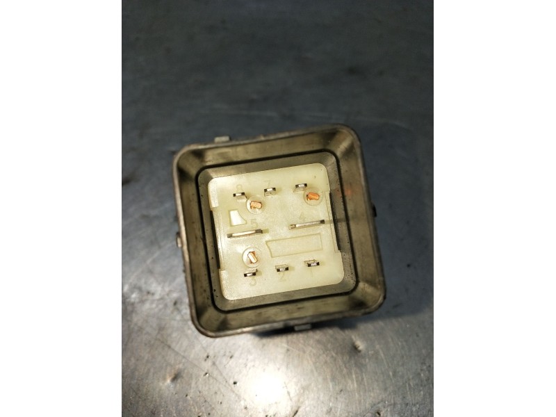Recambio de caja precalentamiento para citroën c4 i (lc_) 1.6 hdi referencia OEM IAM 9640469680 51252002 2006