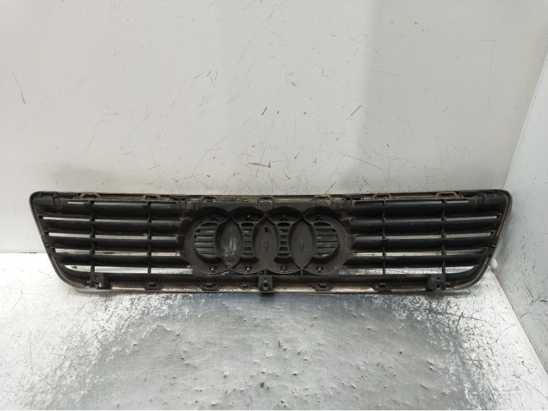 Recambio de rejilla delantera para audi a6 c4 (4a2) 2.5 tdi referencia OEM IAM   1994