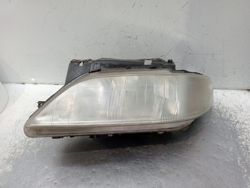 Recambio de faro izquierdo para citroën xsara (n1) 1.6 i referencia OEM IAM   1997