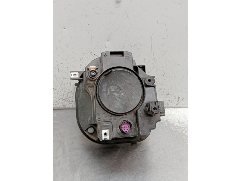 Recambio de faro derecho para jeep renegade referencia OEM IAM   2021