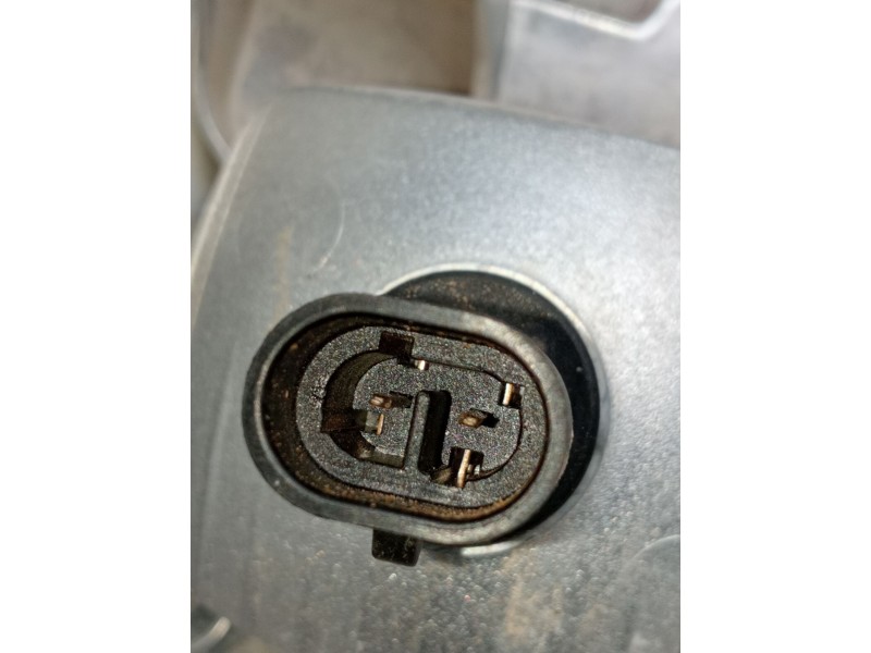 Recambio de piloto trasero derecho paragolpes para jeep renegade referencia OEM IAM 52100272 03618000 2021