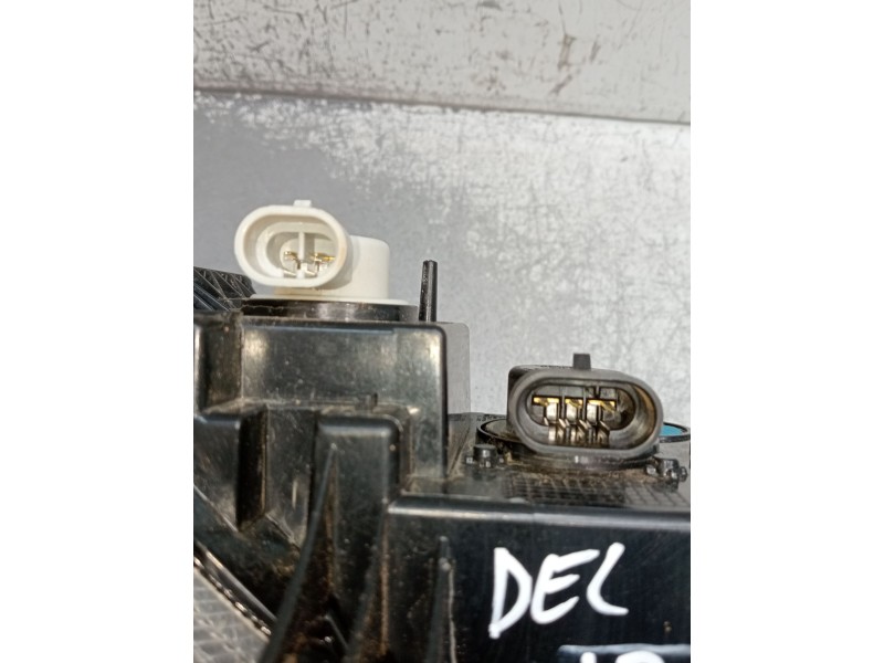 Recambio de piloto delantero izquierdo para jeep renegade referencia OEM IAM 521777750 04092099600010 2021