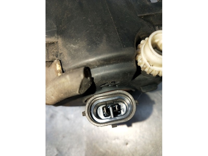 Recambio de faro antiniebla izquierdo para citroën xsara picasso (n68) 2.0 hdi referencia OEM IAM   2004