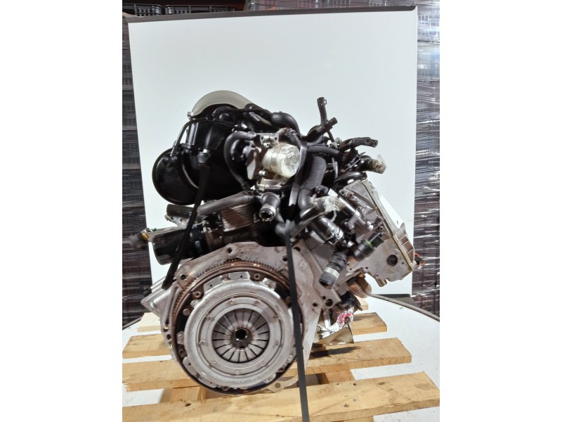 Recambio de motor completo para audi a4 berlina (8e) referencia OEM IAM ALT 131803 